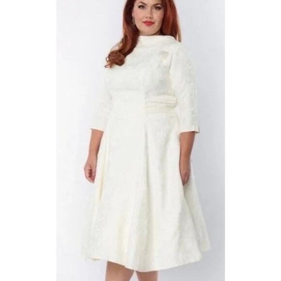 Unique Vintage Stunning Creamy White Jacquard Dress M 6 8 NWOT Wedding Party - Picture 2 of 9